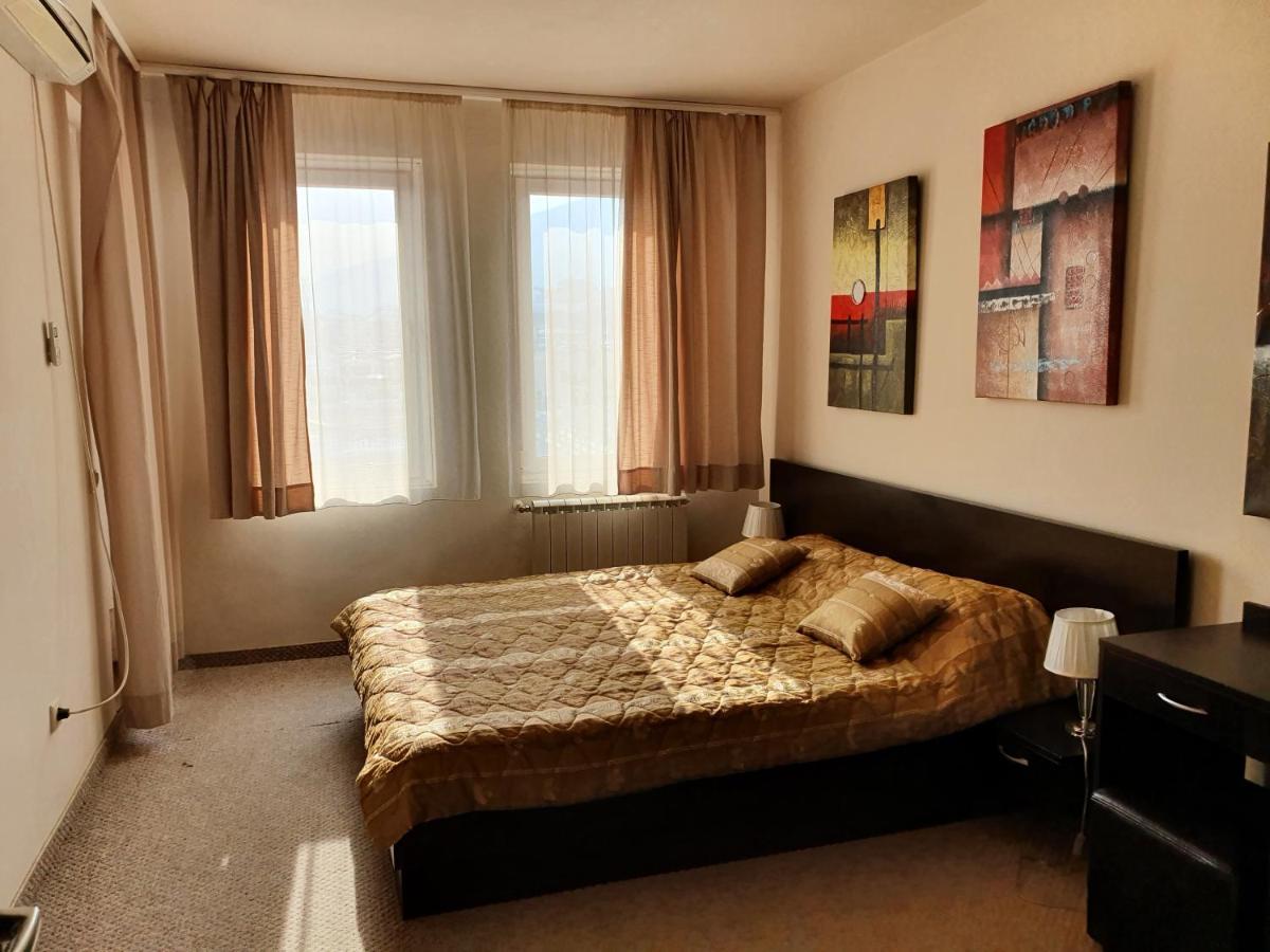 Spacious And Cosy Apartment In Bansko Royal Towers Complex エクステリア 写真